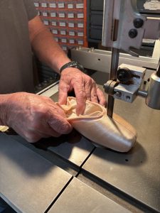 cutting a pointe shoe